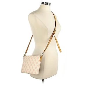 👜HP🌷Fossil crossbody bag